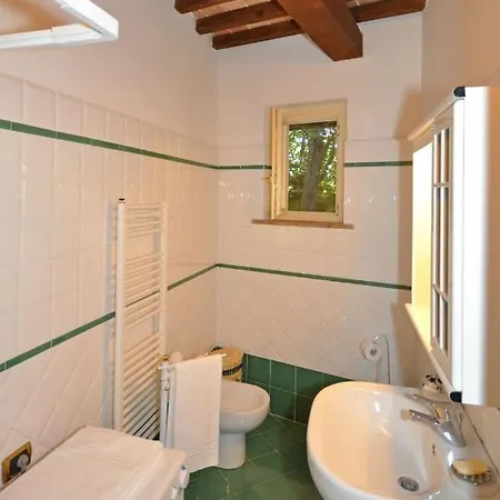 Sleeps 4 With Pool Apartment