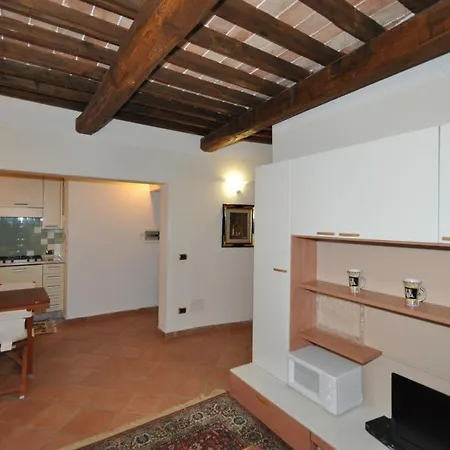 Sleeps 4 With Pool Apartment