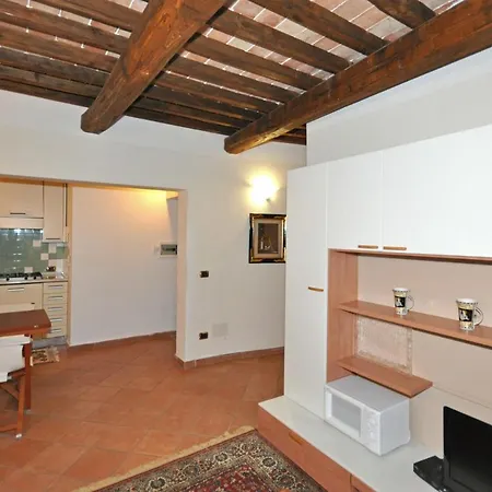 Apartment Sleeps 4 With Pool Pitigliano
